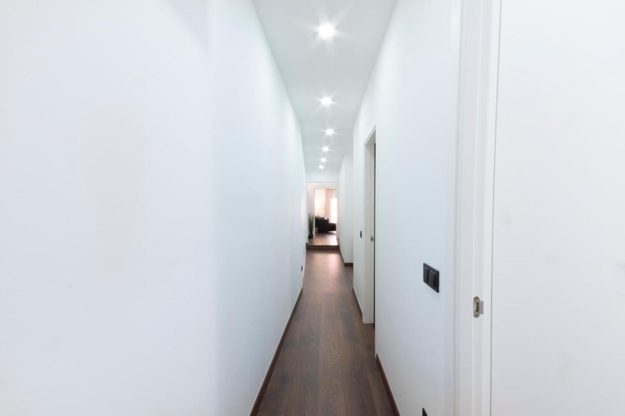 Design Apartment Placa La Font Tarragona Exterior foto