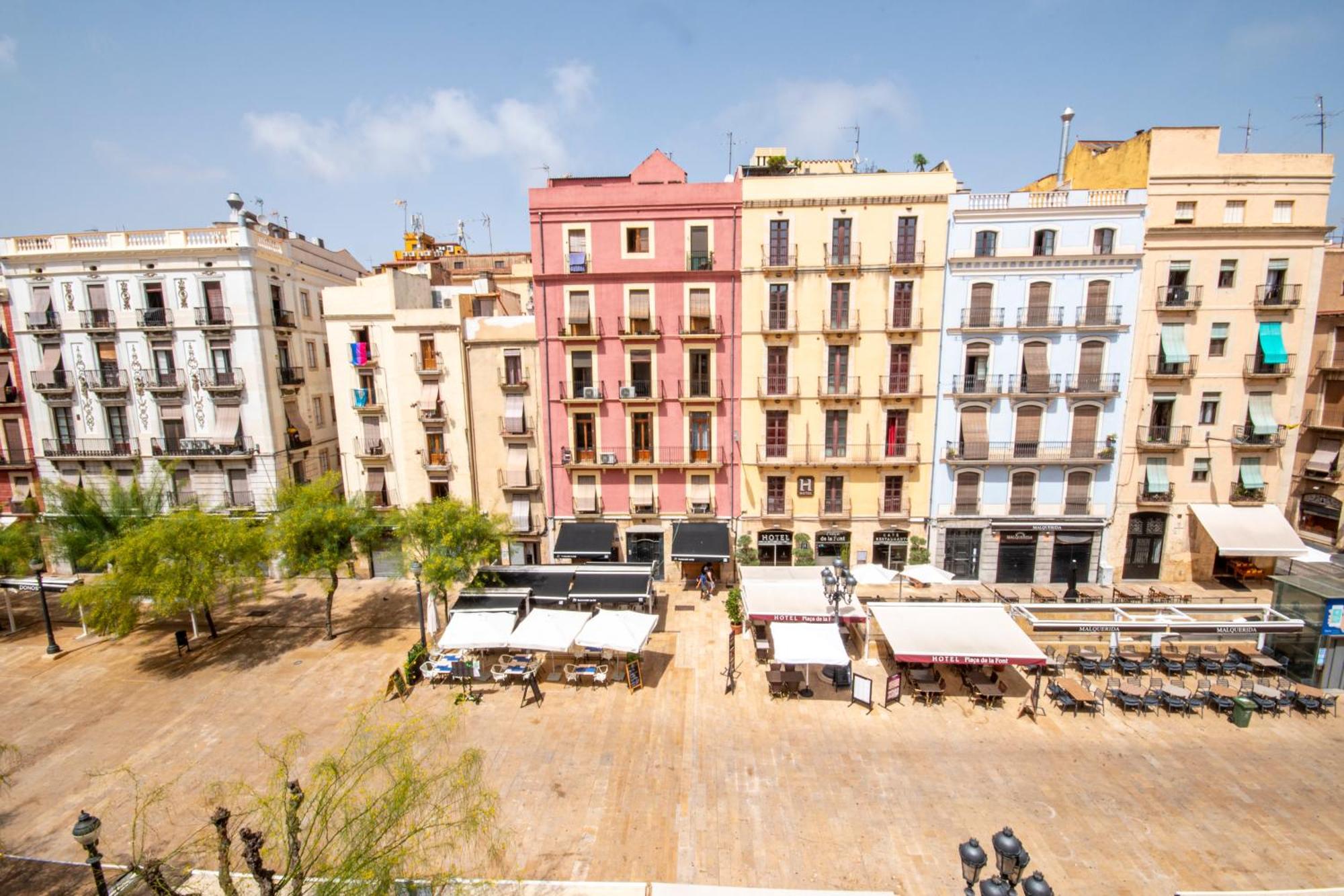 Design Apartment Placa La Font Tarragona Exterior foto
