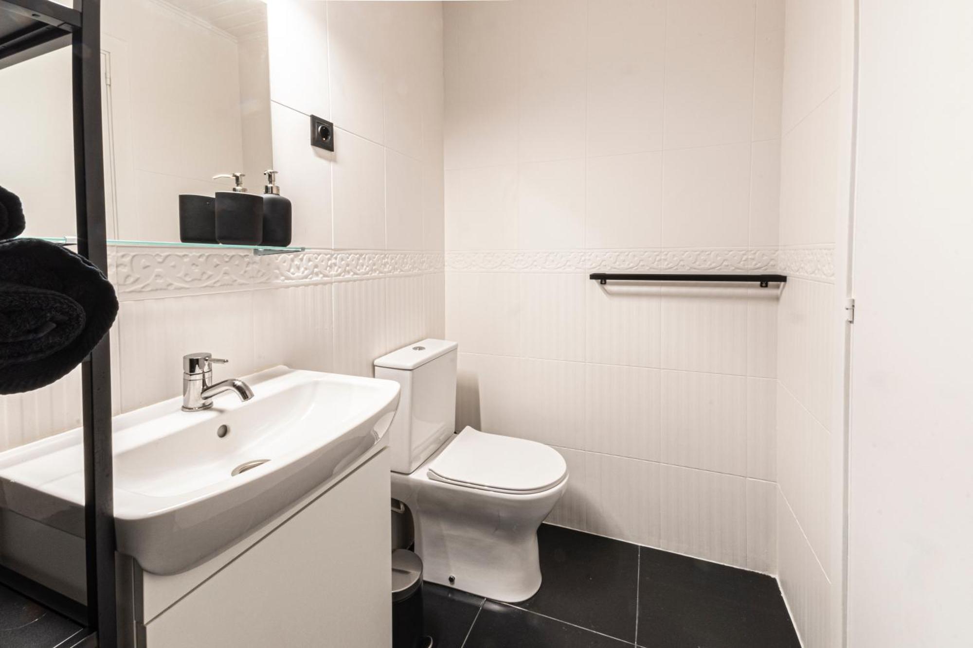 Design Apartment Placa La Font Tarragona Exterior foto